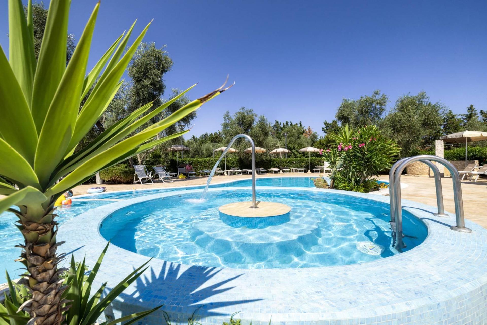 Child-friendly Agriturismo in Puglia by the sea and beach