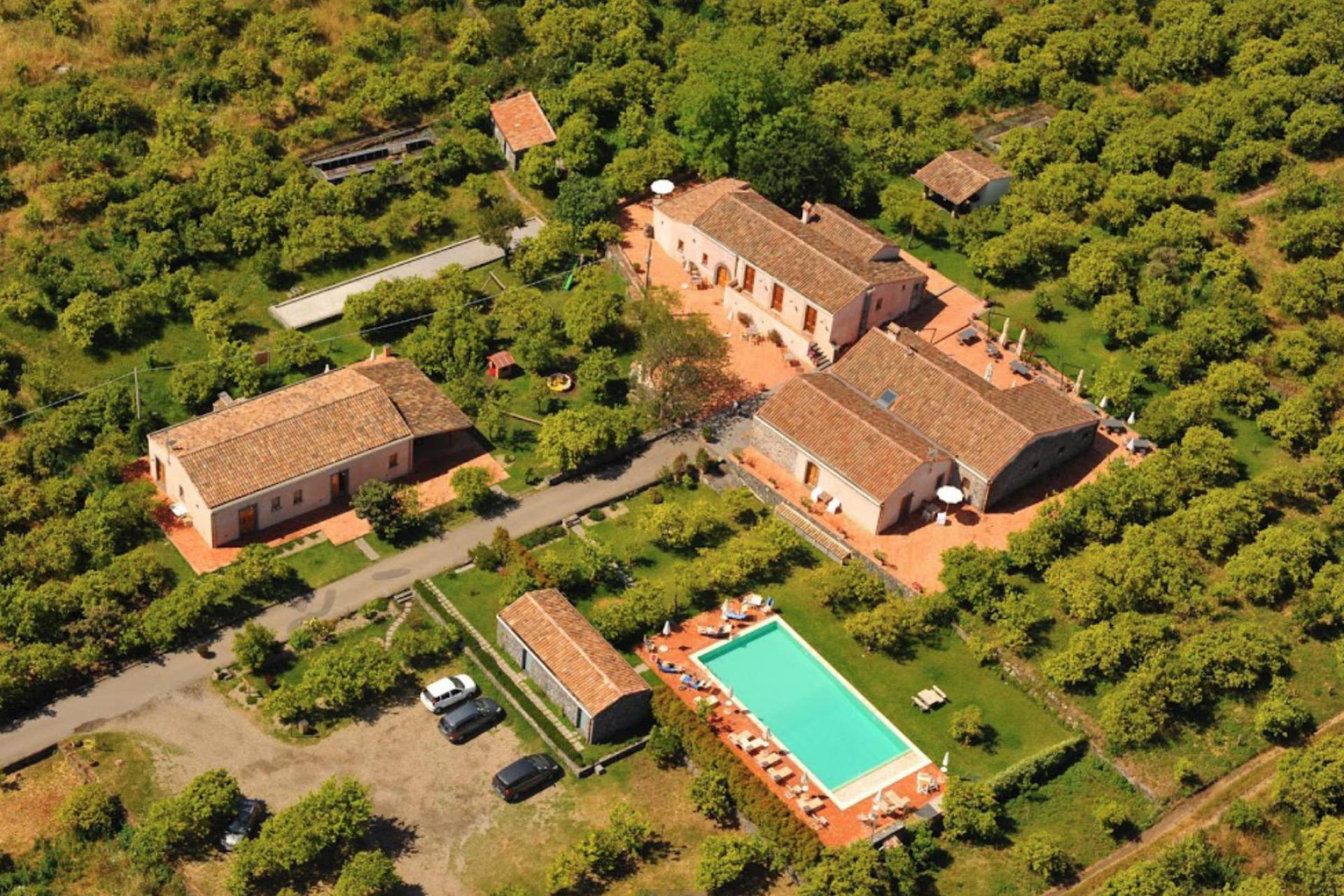 Agriturismo among citrus trees in Sicily