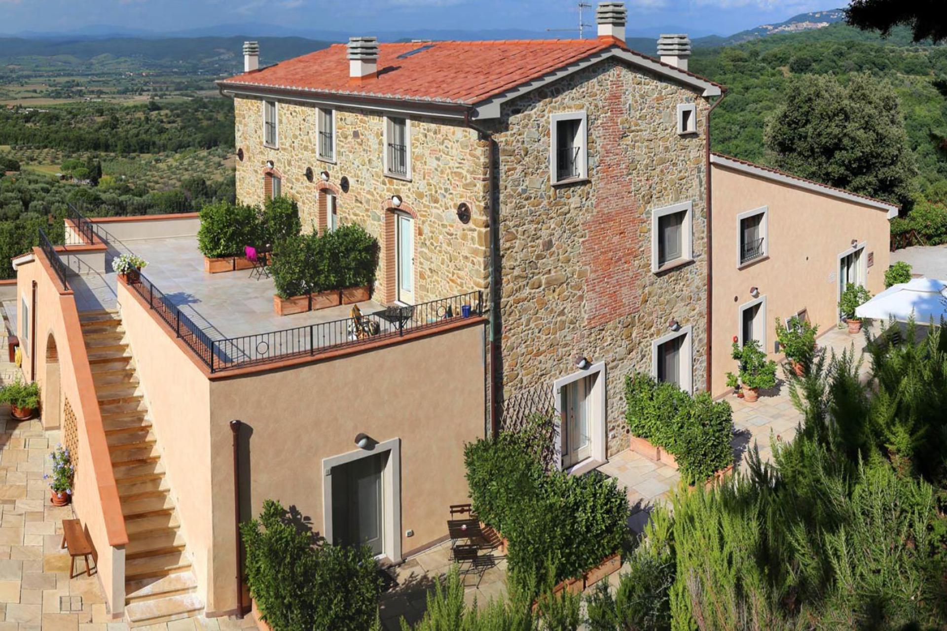 Luxury agriturismo near the sea in Tuscany