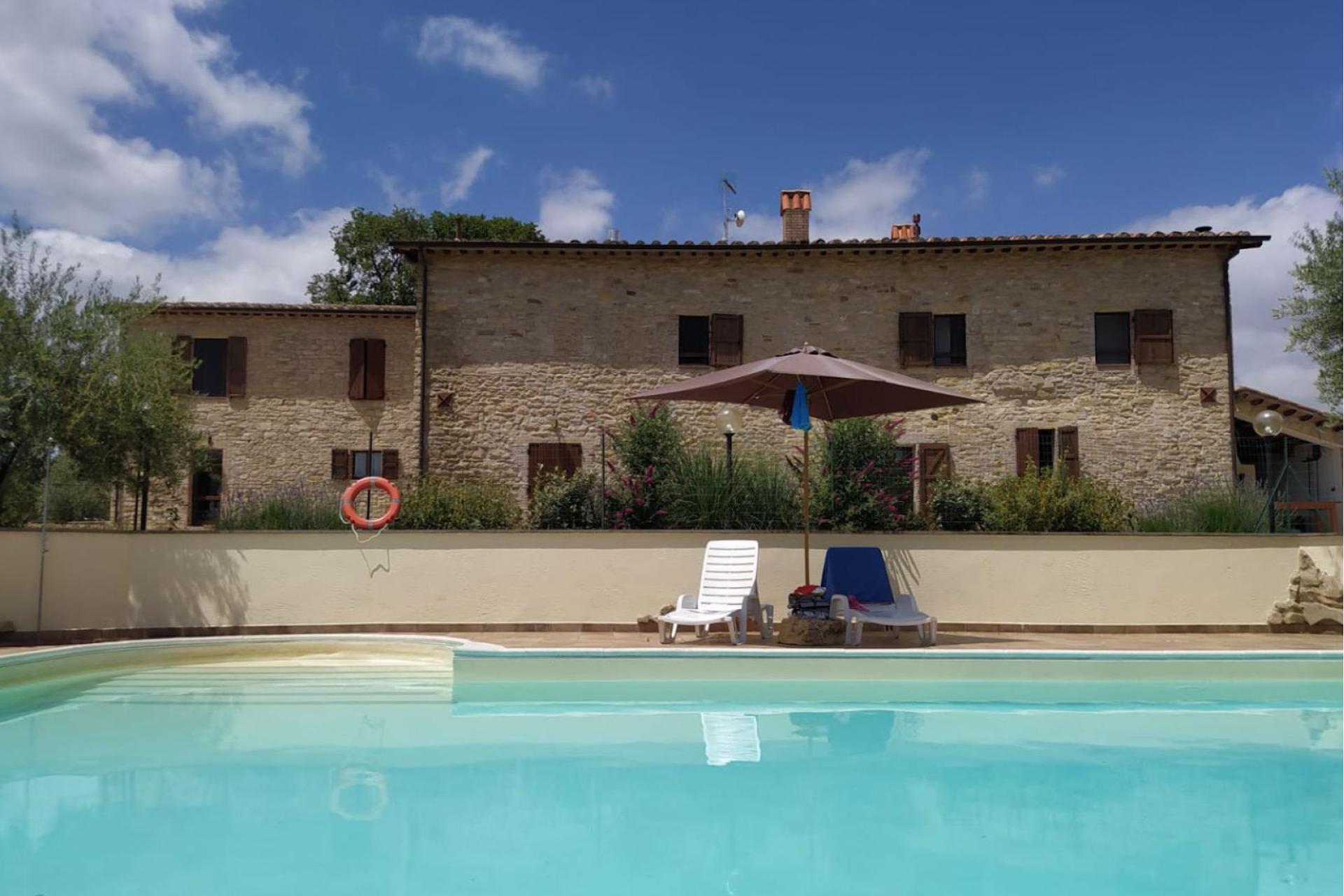 Hospitable agriturismo in Umbria with restaurant