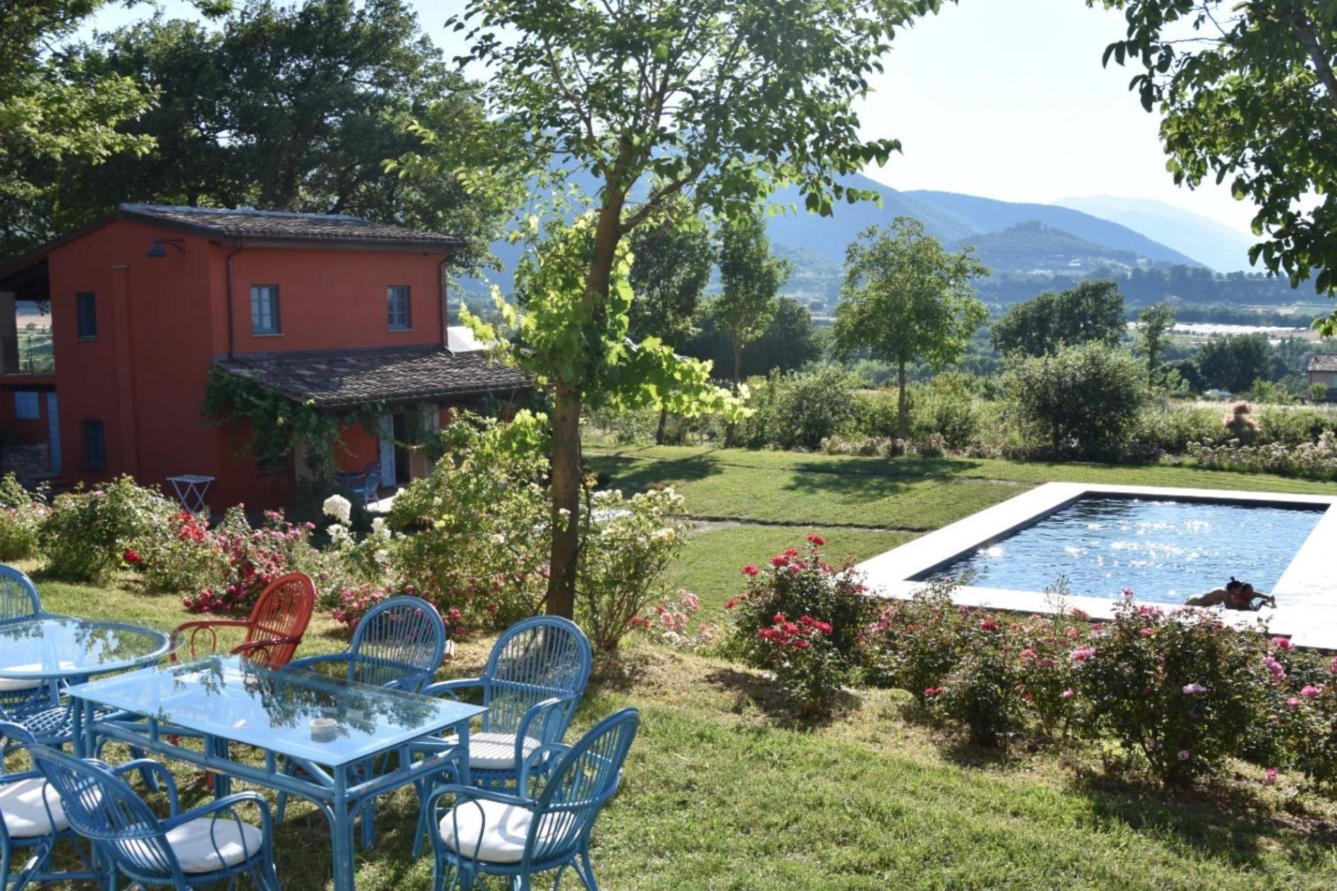 Agriturismo Marche, cozy atmosphere and kid friendly