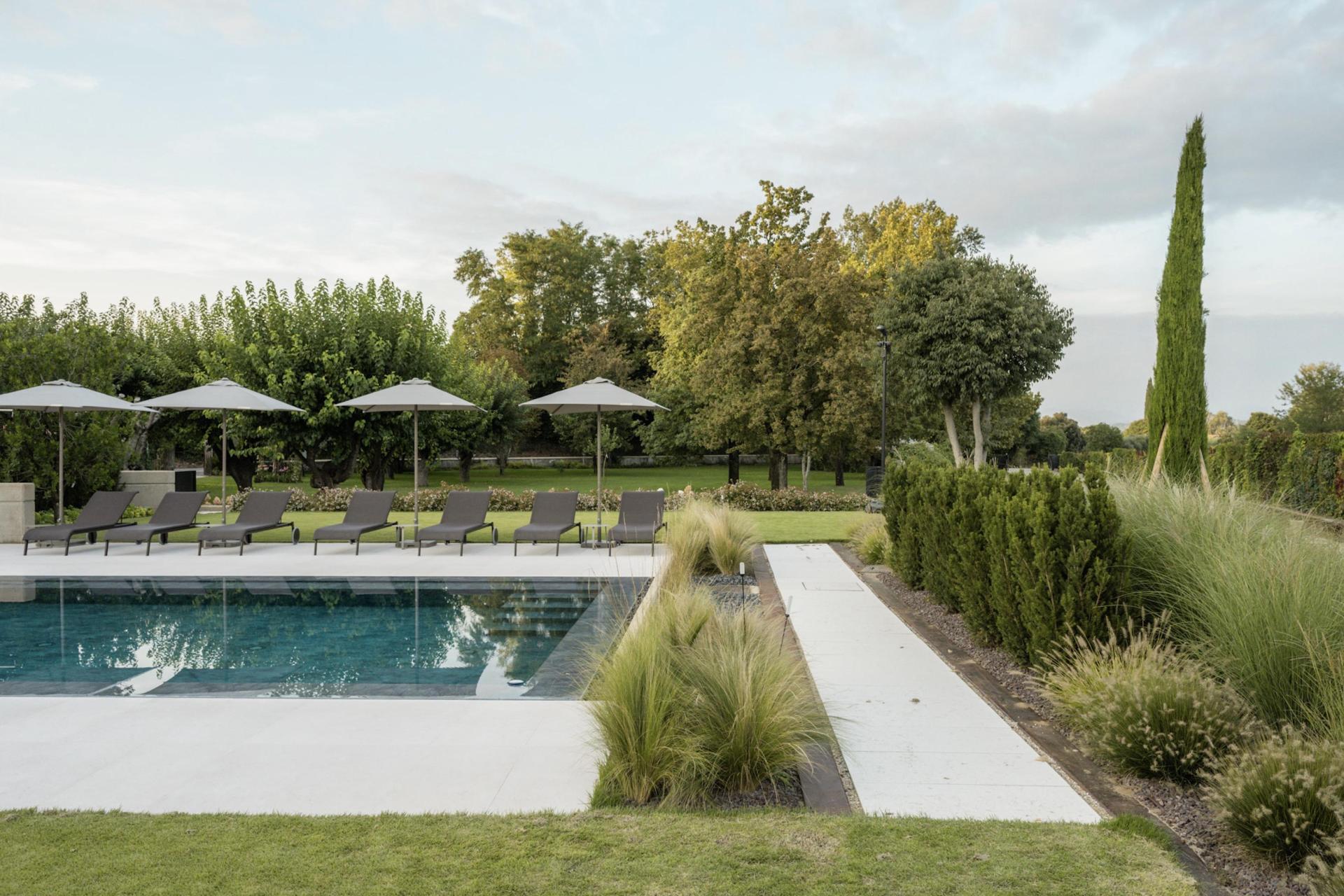 Luxury apartments near Lake Garda – with swimming pool