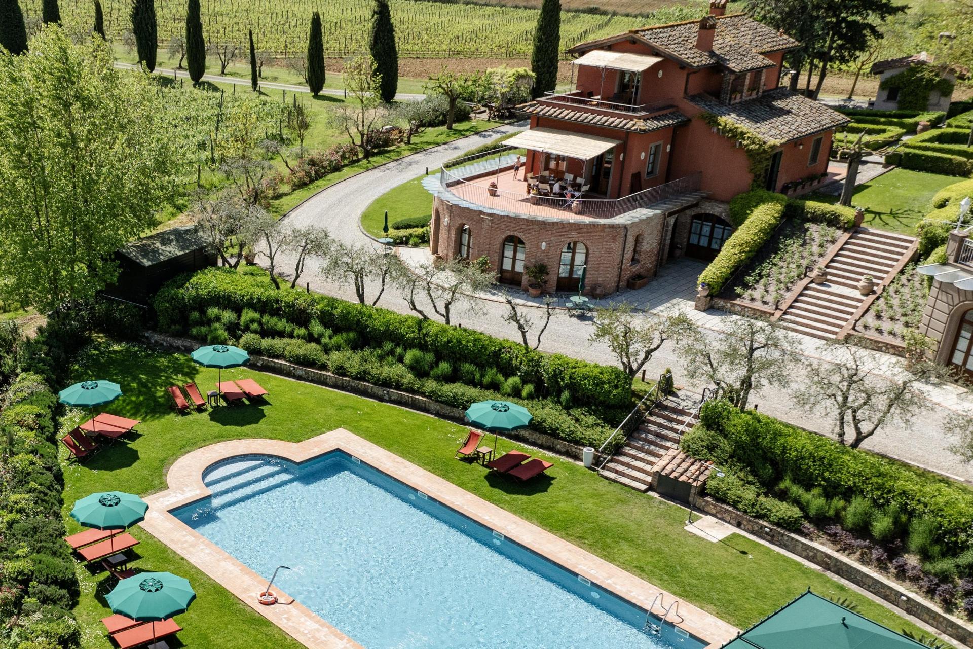 Luxury and prestigious winery near Pisa