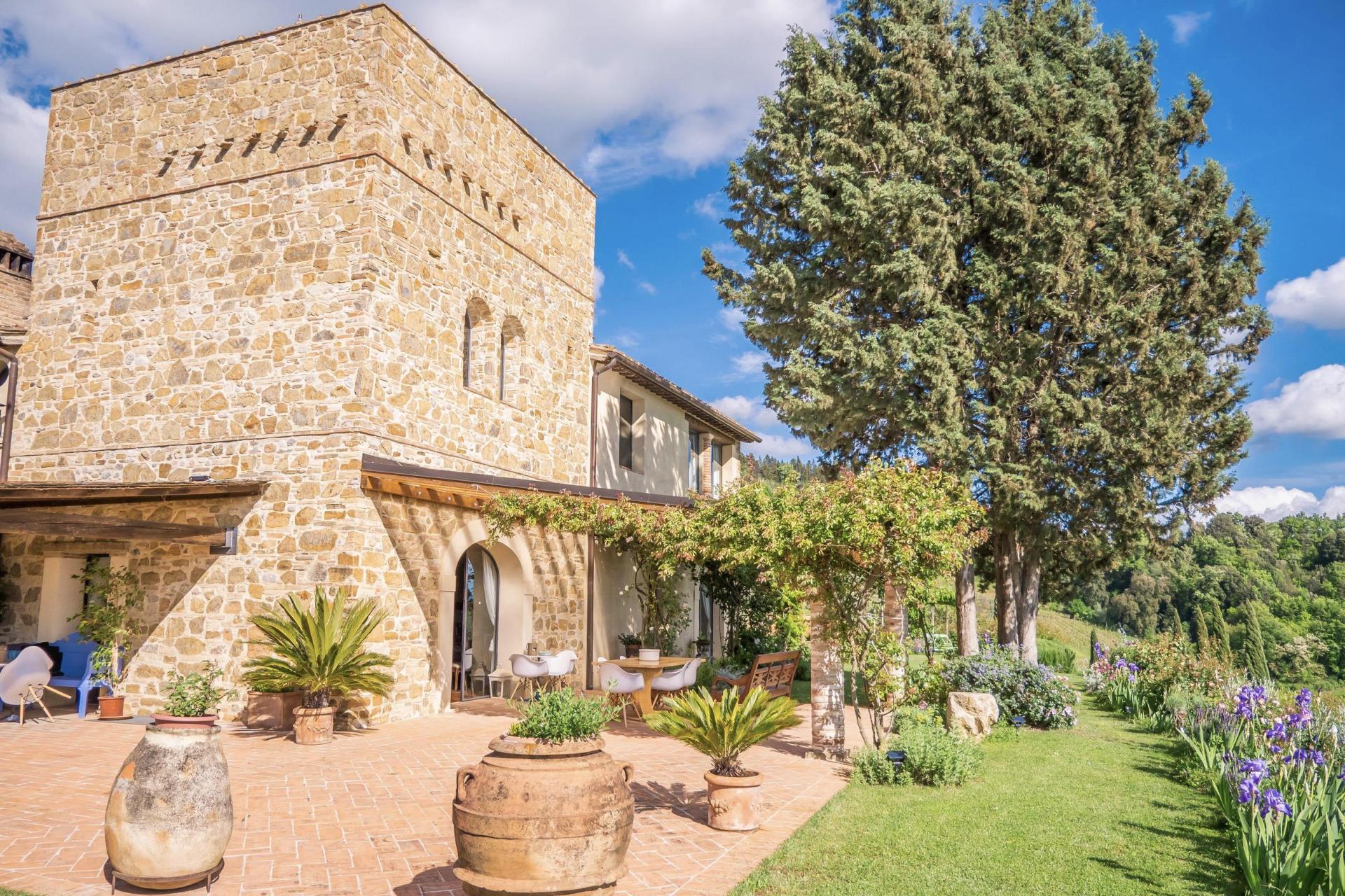 Agriturismo Tuscany in olivegrove with amazing views