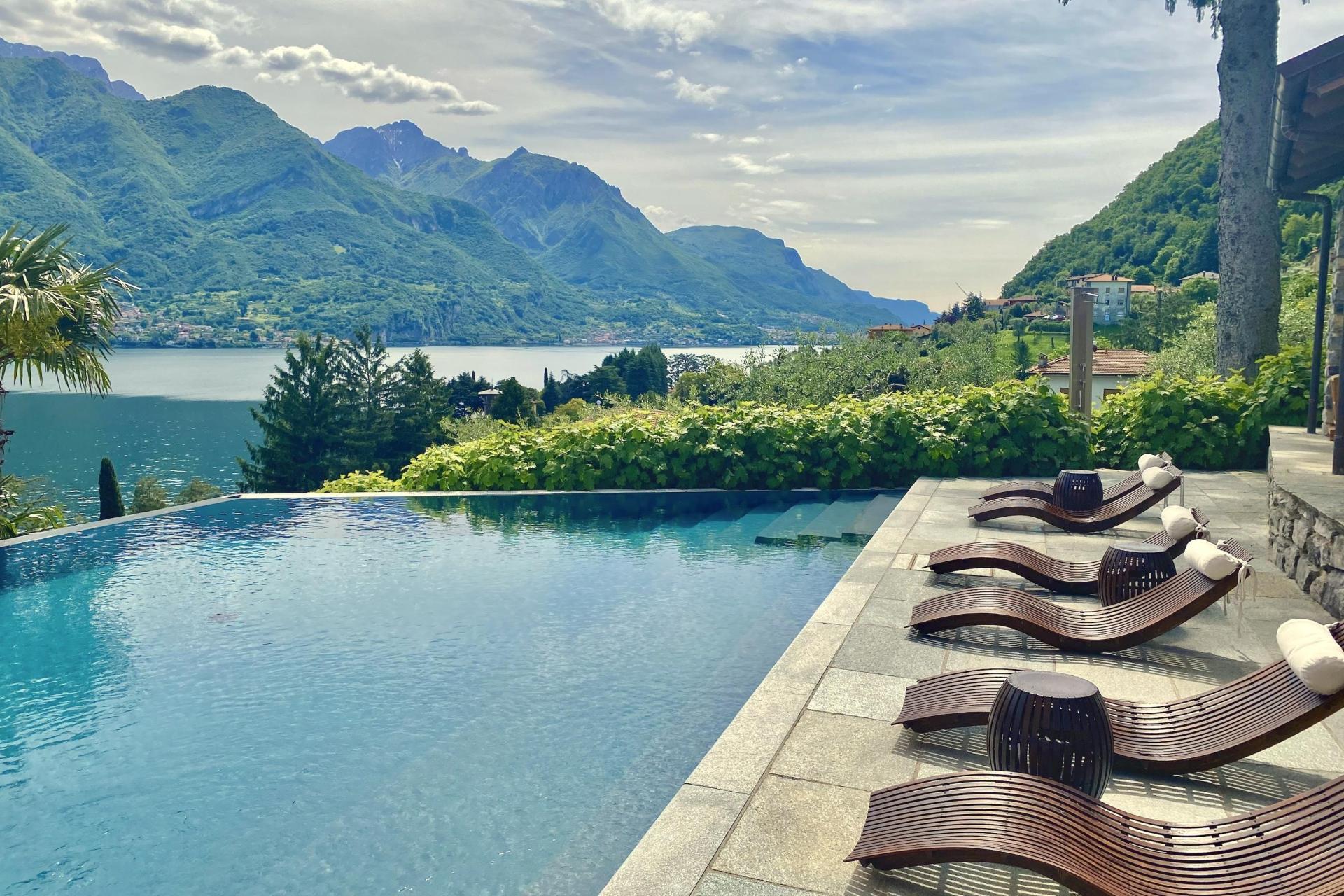 Boutique hotel near Bellagio with views of Lake Como