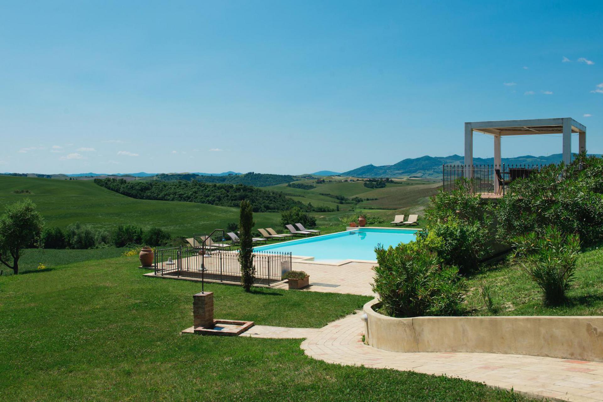 Leuke agriturismo in Toscane met panoramisch zwembad