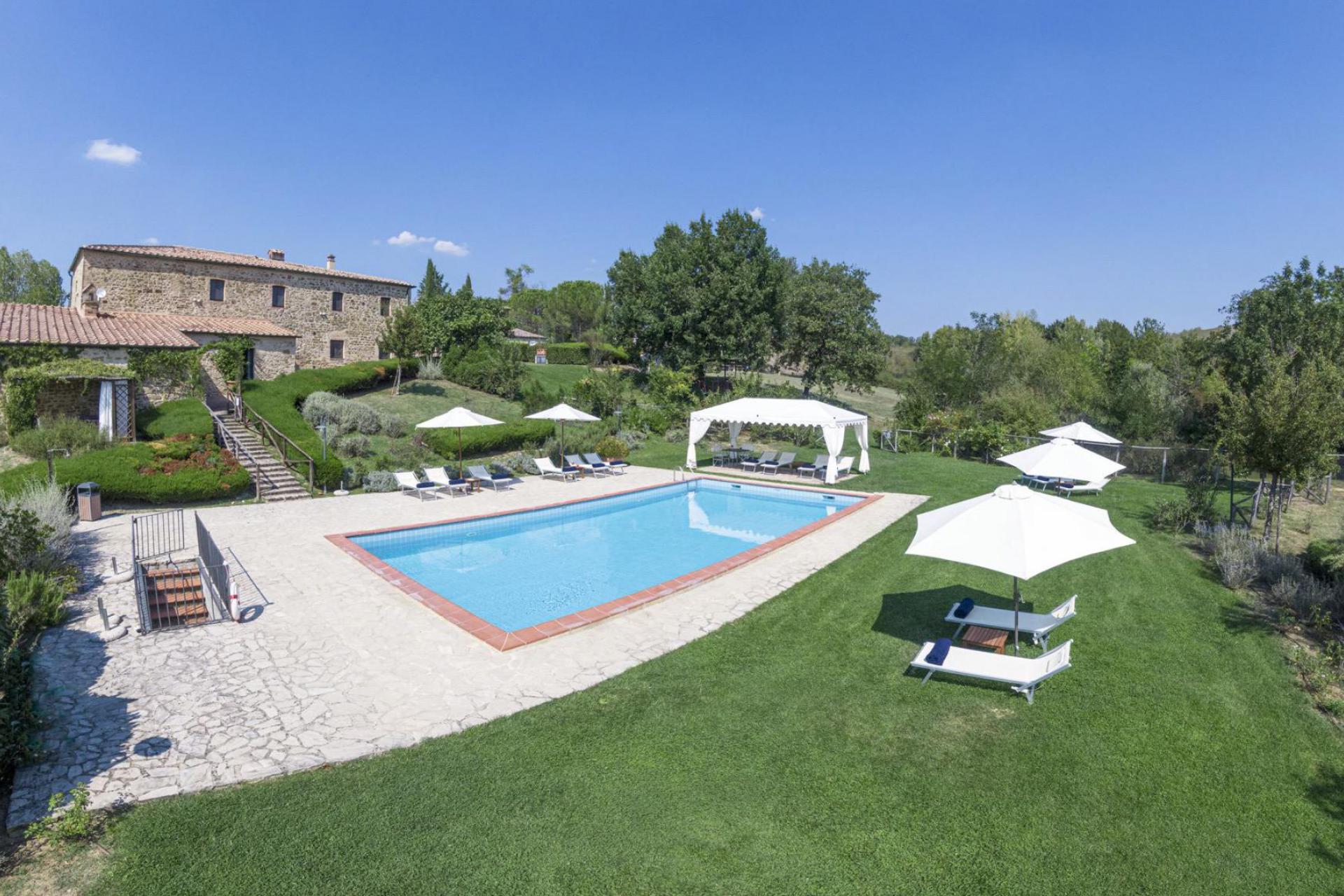 Panoramisch gelegen agriturismo in centraal Toscane