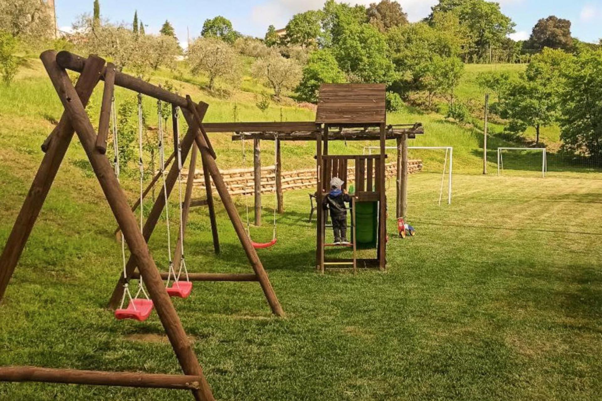 Agriturismo op loopafstand van een dorpje tussen Umbrië en Toscane